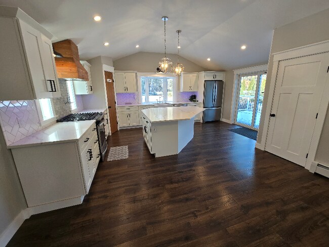 Photo - 69 Carver Rd