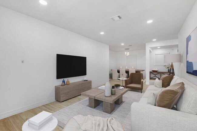 Photo - 6315 Thrush Dr