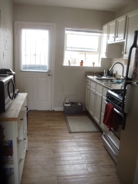 Photo - 1 Bed 1 Bath Mayfair Apartment With Garage in Denver! Available Now!