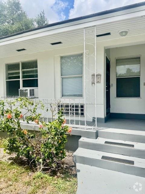 Building Photo - 3 Santillane Ave Unit 2 Rental