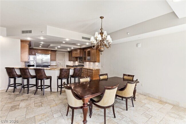 Photo - 9103 Alta Dr Unidad 204