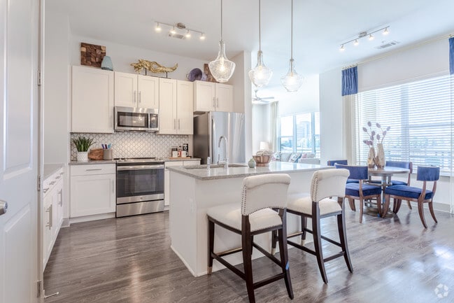 2BR,2BA - 1268SF - B3 - KITCHEN