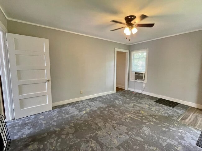 Photo - 531 1/2 G St NW