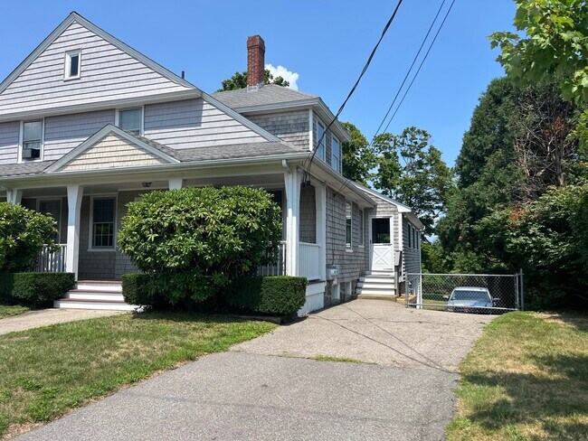 13 Spooner St