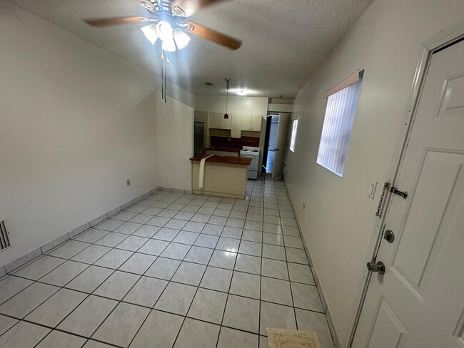 Photo - 12510 SW 33rd St Unit 1