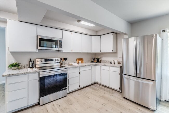 Photo - Charming updated 3 bed home in Hillman City!