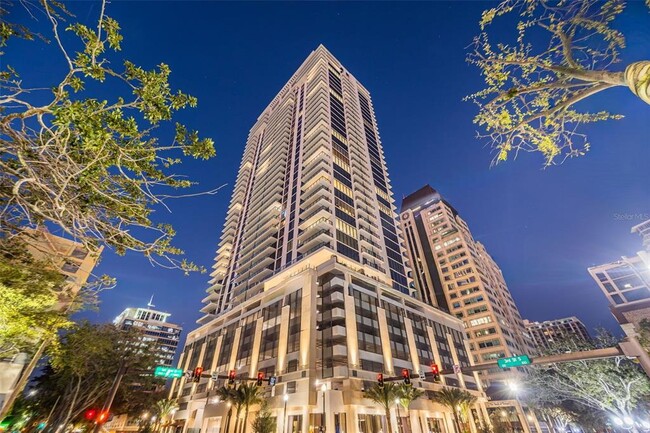 Building Photo - 275 1st Ave S Unit 2706