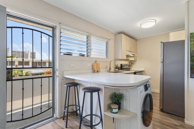 Photo - 1707 Anapuni St