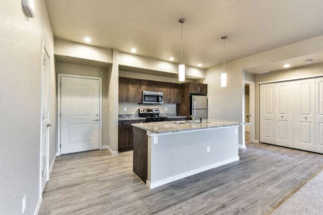 Photo - 2802 Kansas Drive