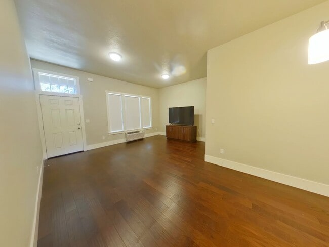 Photo - 2785 NW Arnold Way Unit 100