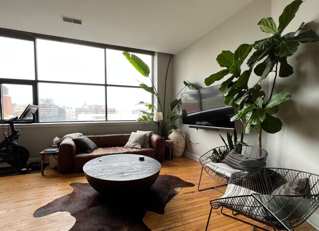 Photo - 315 Arch St Unit 604