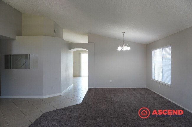 Photo - Beautiful 3 Bedroom Home Off Gosford!
