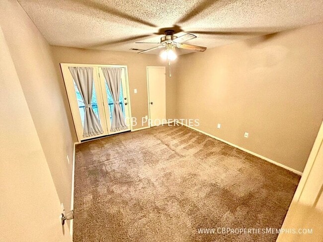 Photo - 5735 Barfield Cir