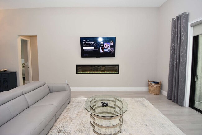 Photo - 13 Elder Dr Unidad ID1261619P