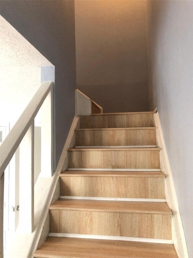 Photo - 9714 Galaxy St