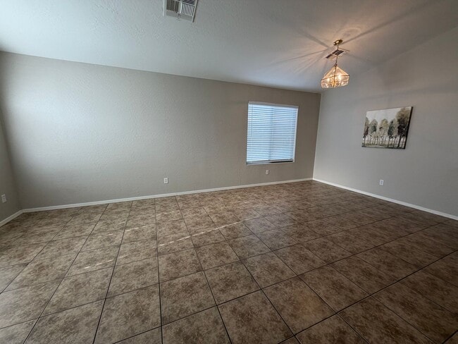 Photo - 4 Bedroom on Large Lot in Queen Creek