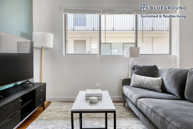Building Photo - 3638 Motor Ave Rental