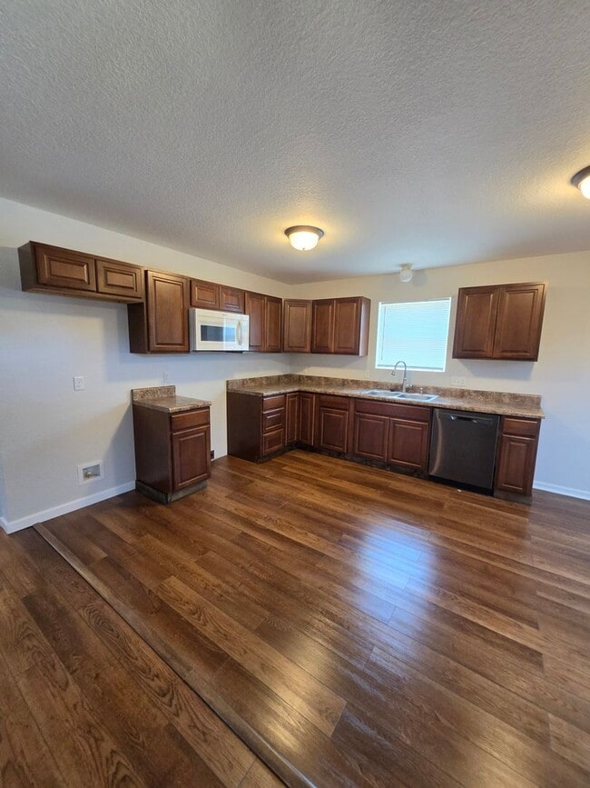 2309 Murphy Ave