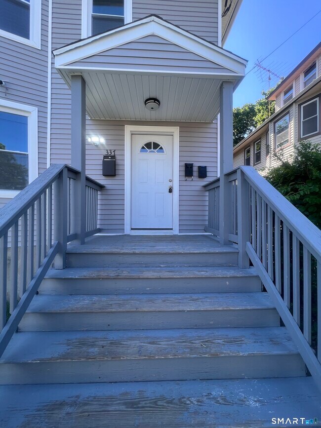 335 Ridgefield Ave