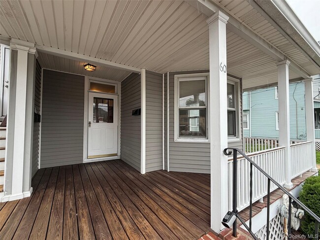 60 Catherine St Unit 1