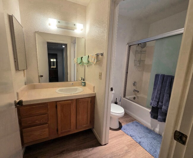 Photo - 45 Stenner St