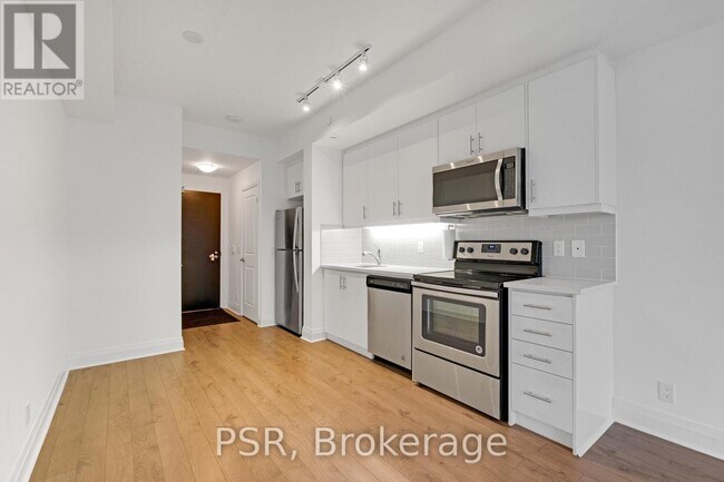 Photo - 17 Zorra St Unité 1011