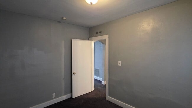 Photo - 7542 Meadow Ave