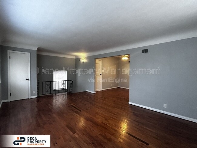 Photo - 3940 Wilmington Ave Unit 2F