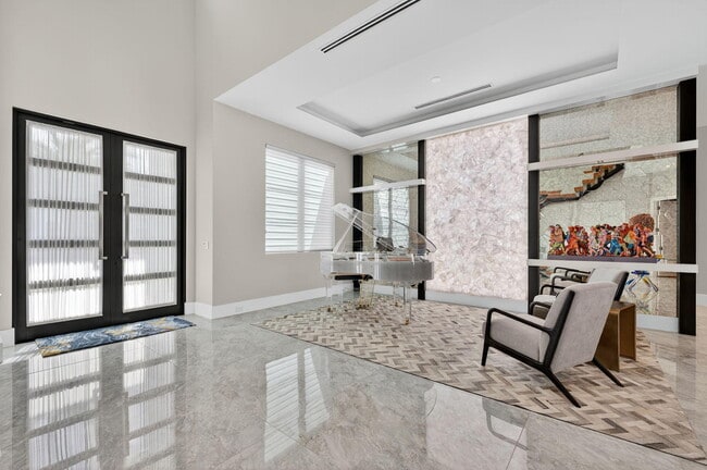 Photo - 785 NE 70th St