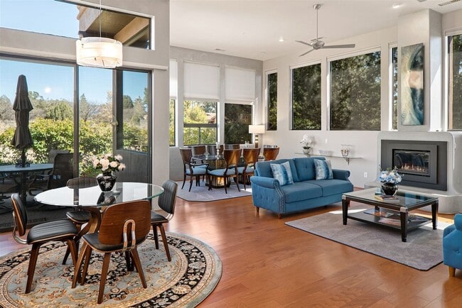 Photo - 160 Arroyo Seco Dr