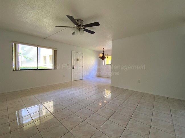 Photo - 2713 Oak Park Way Unit 112