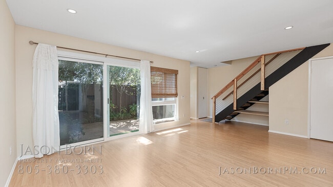 Photo - 28803 Oakpath Dr
