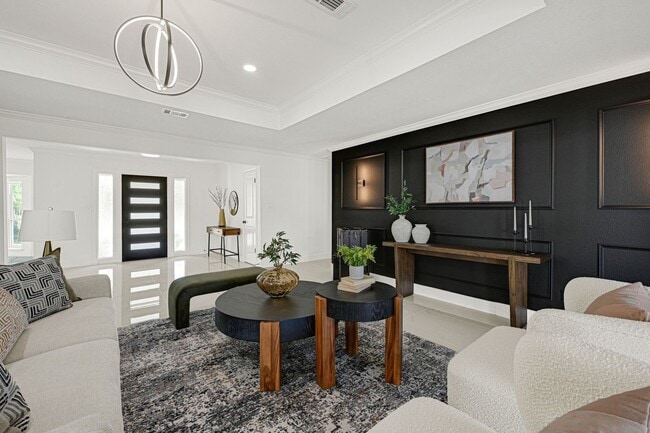 Photo - 2415 Moss Hill Dr