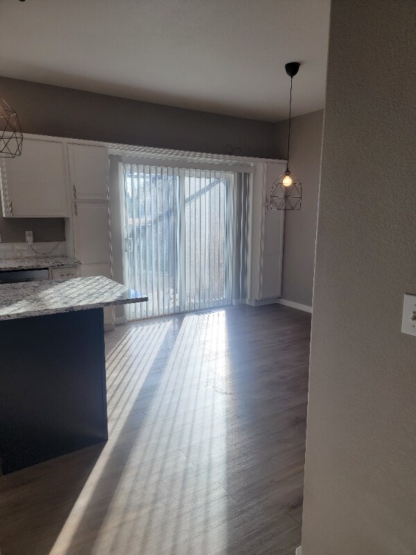 Photo - 911 Foxtail Ct
