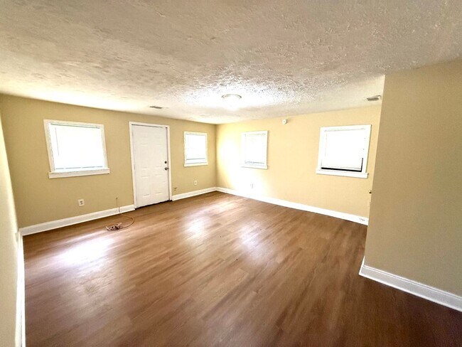 2015 Rigby St