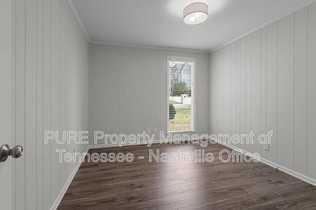 Photo - 1001 Glendale Ln