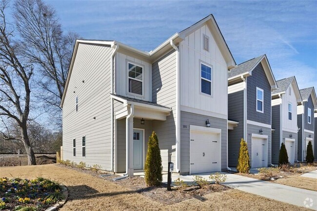 Building Photo - 71 W Felton Rd Rental
