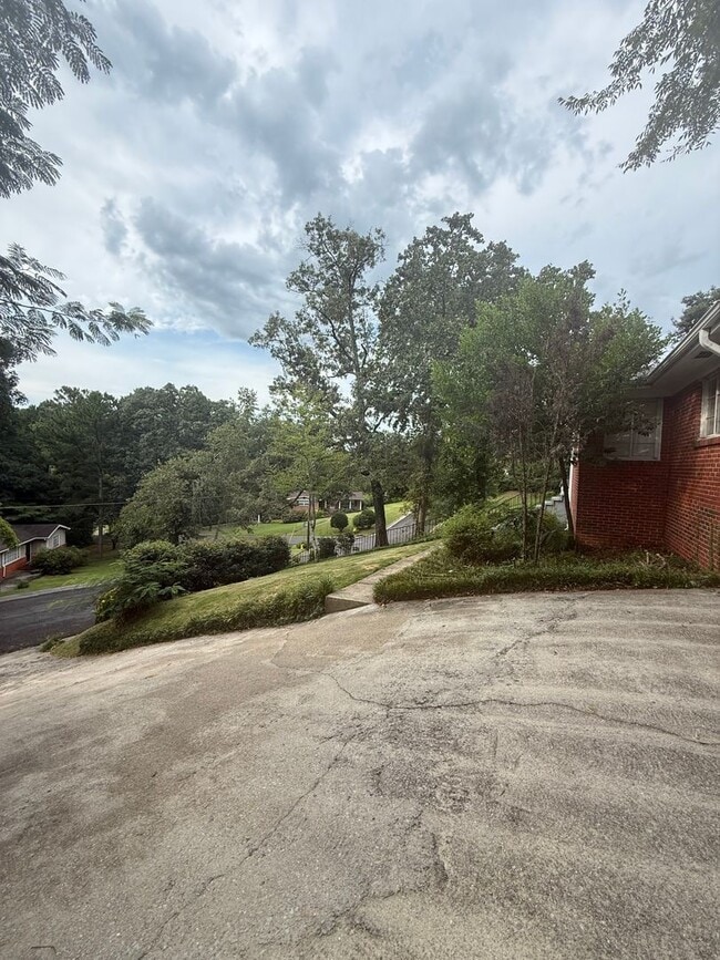 1144 Del Ray Dr