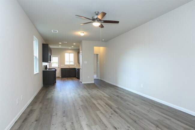 Photo - 2528 Westslope Dr