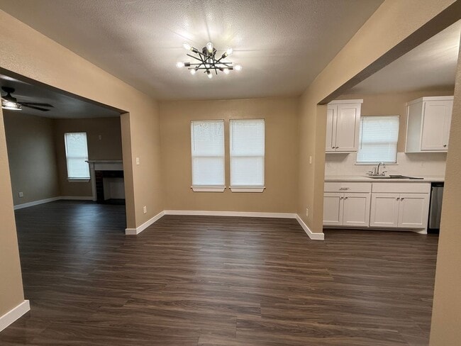 Photo - Newly Remodeled 2 Bedroom-1 Bath House