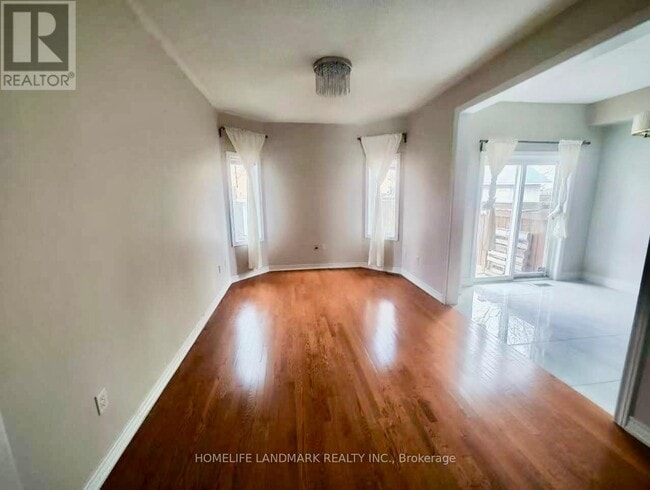 Photo - 40 Ozner Crescent