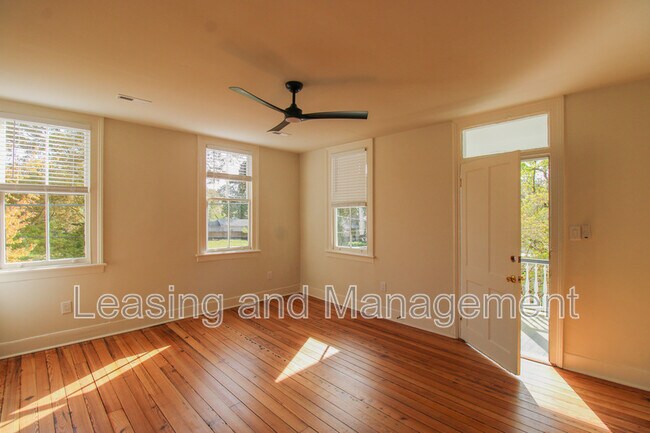 Photo - 419 Whilden St Unit D