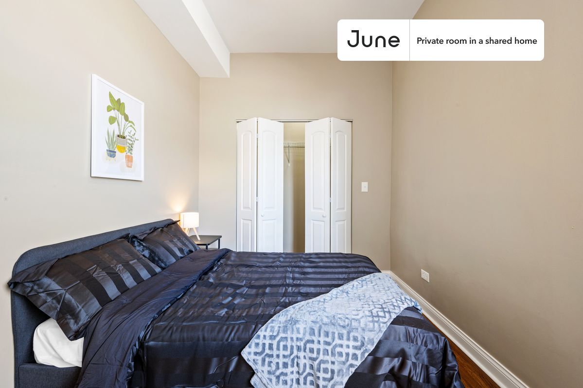 Private bedroom in 3 bed/1 bath Home - Private bedroom in 3 bed/1 bath Home