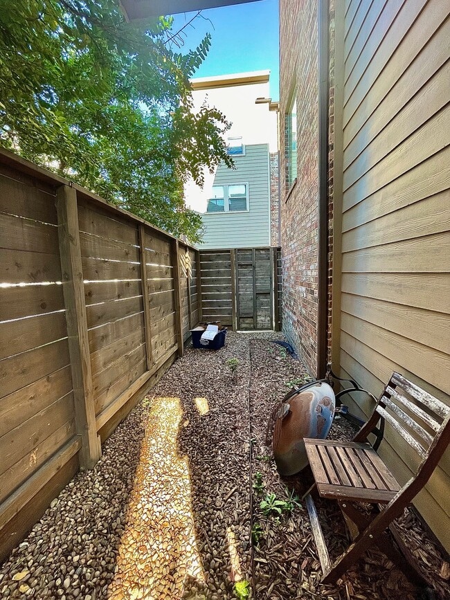 Photo - 2009 Patterson St