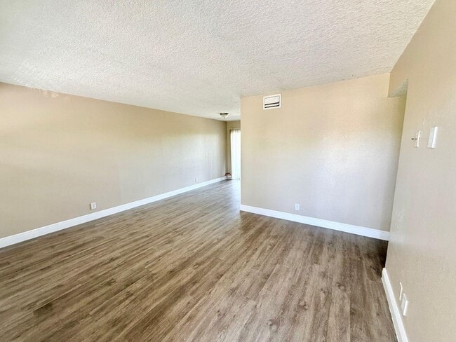 Photo - 3481 Helena Dr Unit 11