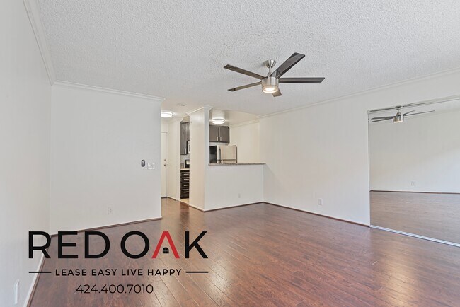 Photo - 1522 N Formosa Ave Unit 103