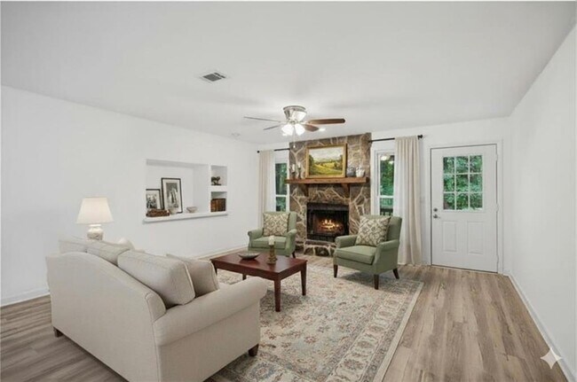 Photo - 2467 Verner Rd NW