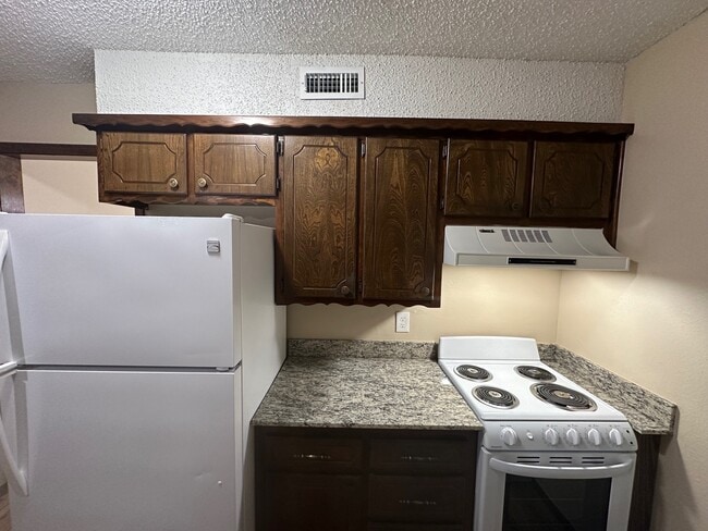 Photo - 2014 W Utah Ave Unit 2014