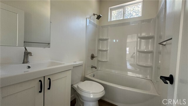 Photo - 115 Owens Ln