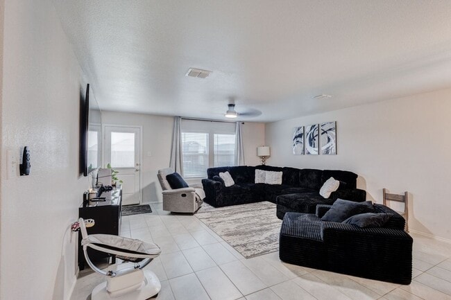 Photo - 5504 Rockrose Ln